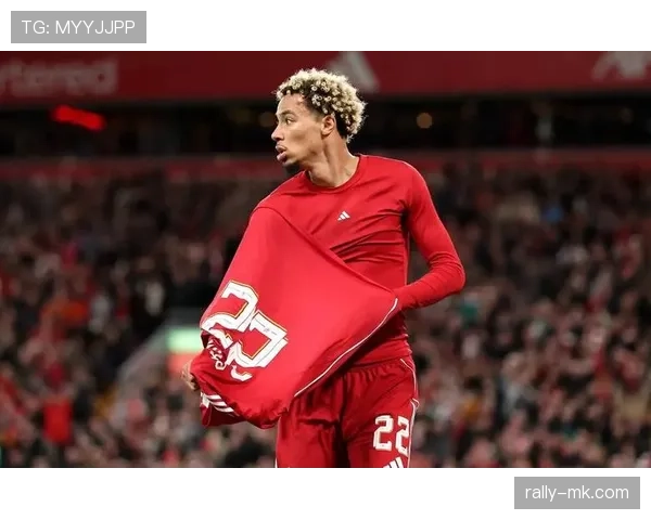 利物浦强势复苏，成功夺得欧联杯再现辉煌