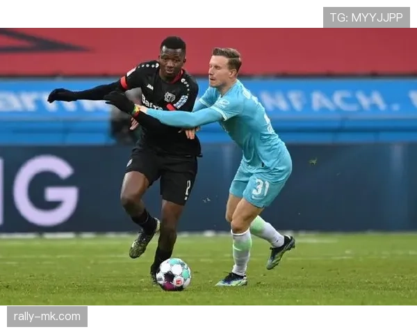 塔普索巴高歌猛进,不败赛季闪耀赛场 塔普索巴高歌猛进,不败赛季闪耀赛场