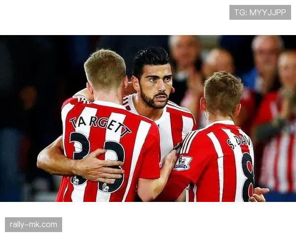 南安普顿战术新调整持续提升球队防线与进攻策略表现