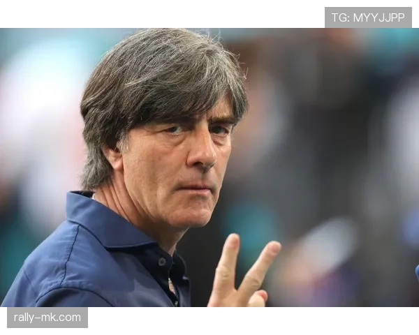 勒夫比赛阅读能力持续提升，战术理解与临场调整备受期待