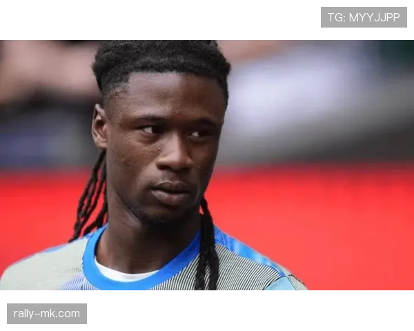 卡马文加:对比贝林厄姆——防守型与进攻型中场分野 卡马文加:对比贝林厄姆——防守型与进攻型中场分野