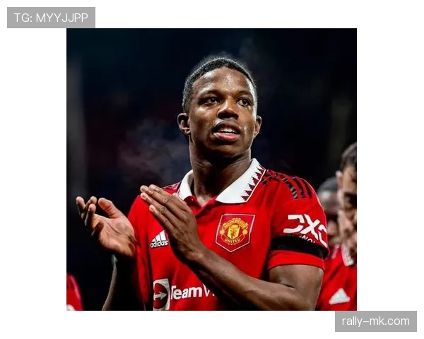 曼联“伪复兴”暴露，回暖表象下问题加剧，争四形势承压